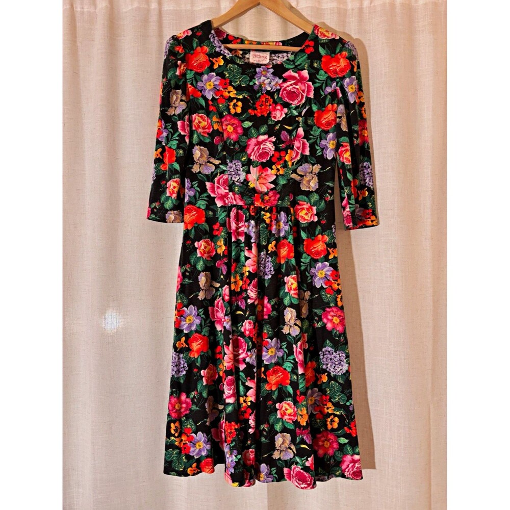 Vintage Y2K 90's Petite Lanz Petite Black Multicolor Floral w/shoulder pads, M